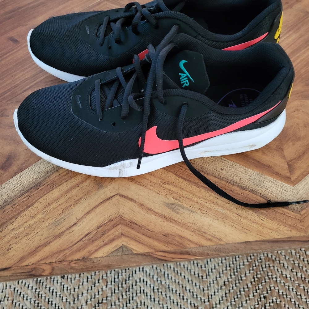 Nike air max oketo